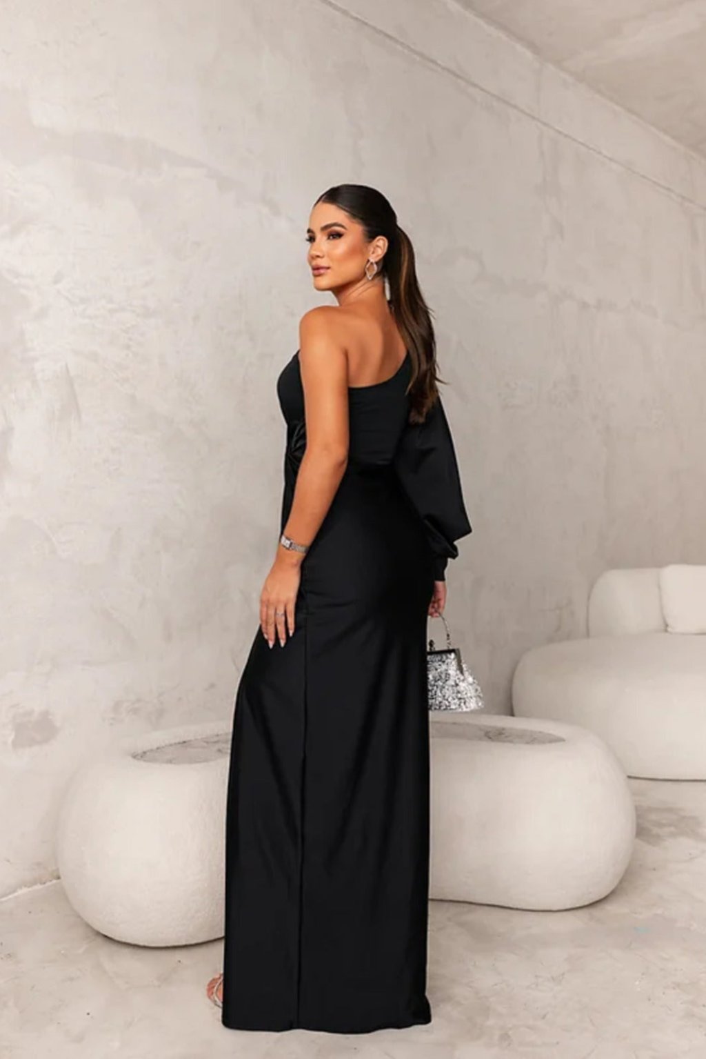 Araceli – Asymmetric Satin Dress with Knot and One Shoulder