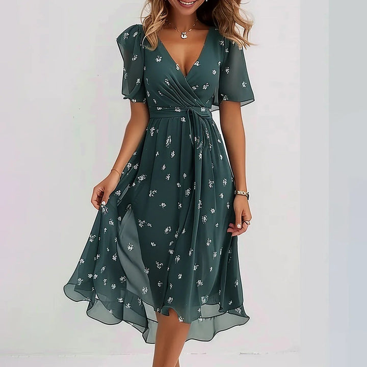 Lina – Elegant Women's Dress with Short Sleeves for Summer