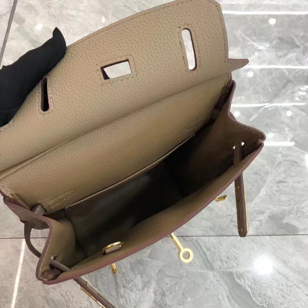 Hado™ - MINIMALIST LEATHER CROSSBODY BAG