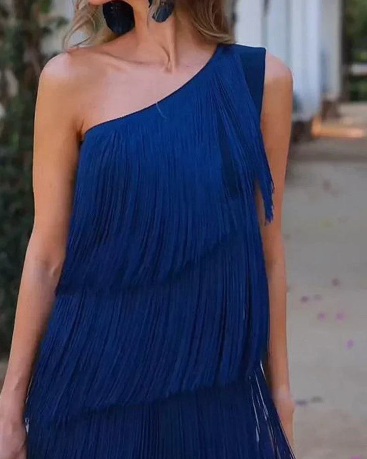 Dahlia – Elegant Women's Dress with Fringes and Modern Style
